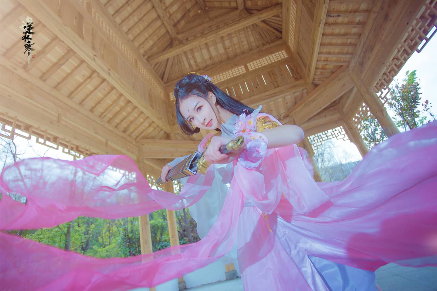 逆水寒·龙吟·桃华灼霜cosplay-萌图百科