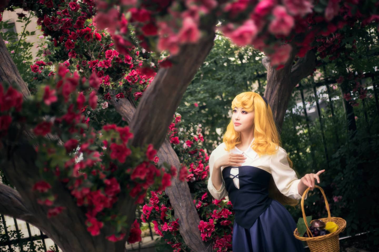 睡美人爱罗拉公主Cosplay-萌图百科