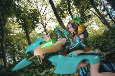 《王者荣耀》虞姬“森之风灵”Cosplay 好颜+美腿！-萌图百科