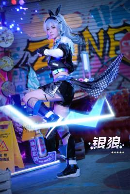 《崩坏：星穹铁道》银狼cosplay-萌图百科