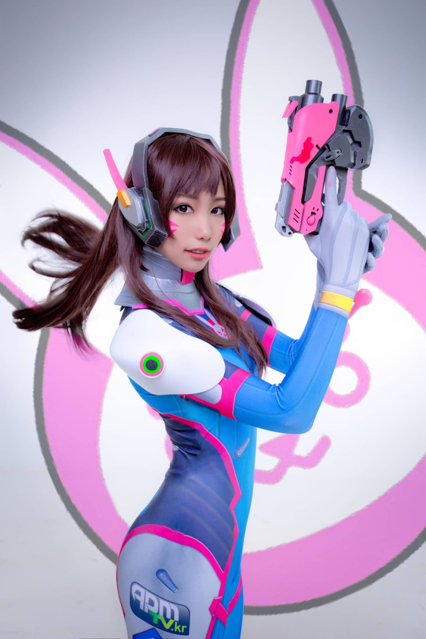 TYA事务所守望先锋 Dva Cosplay-萌图百科