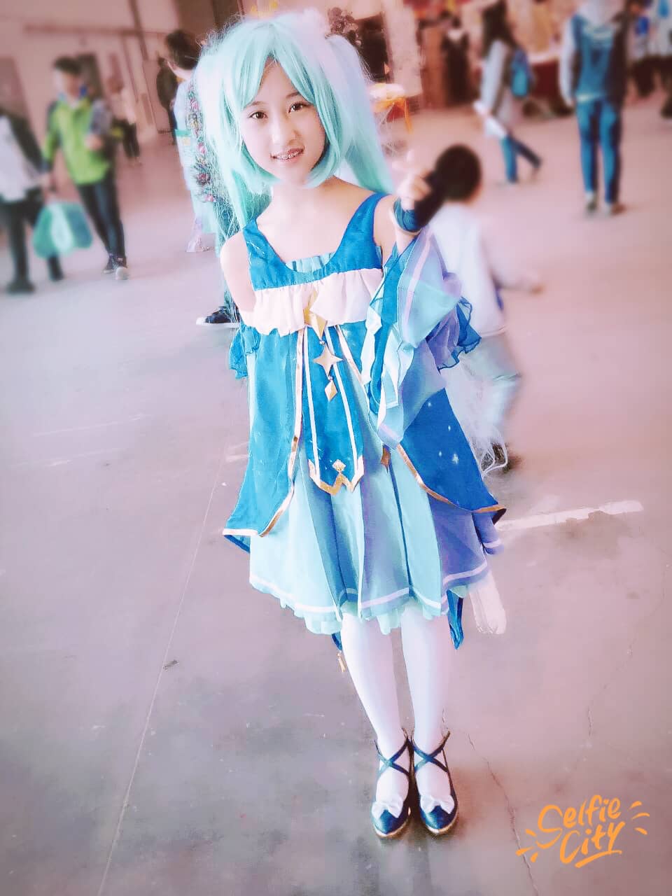 后期炸了的miku-萌图百科