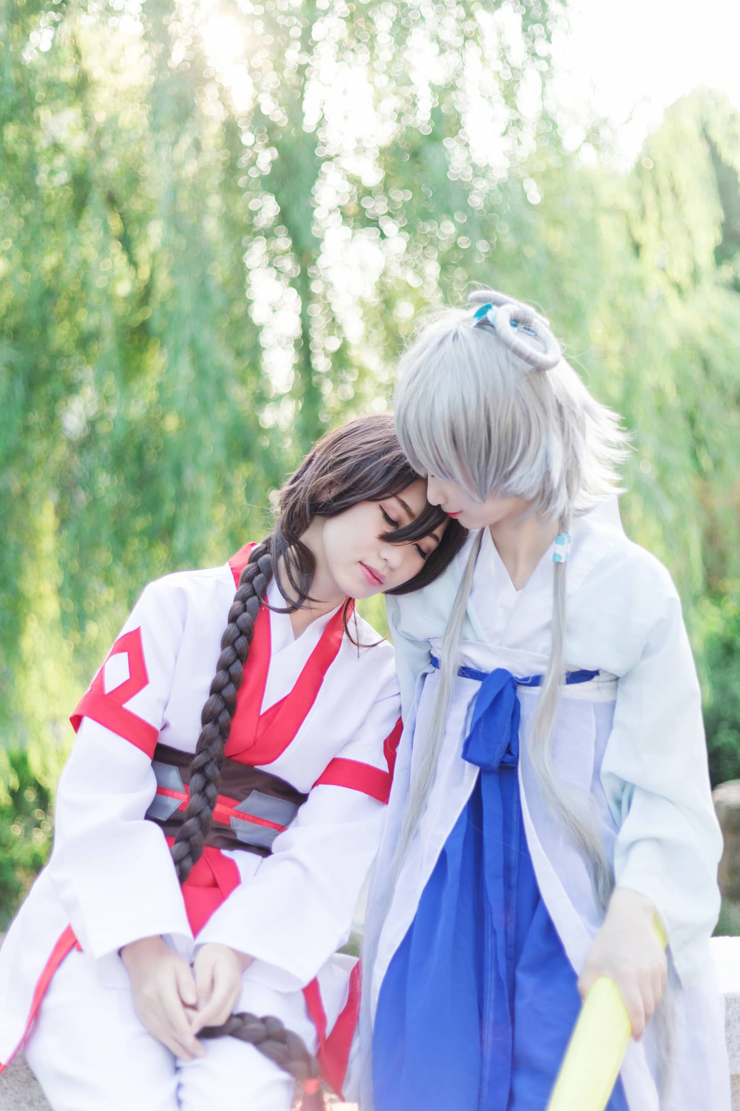 VOCALOID洛天依乐正绫cosplay 春来发几枝-萌图百科