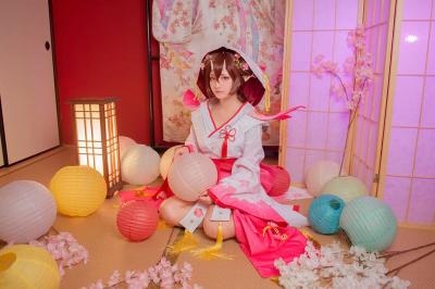 桃花妖cosplay-萌图百科