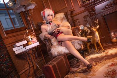 《明日方舟》w cosplay-萌图百科