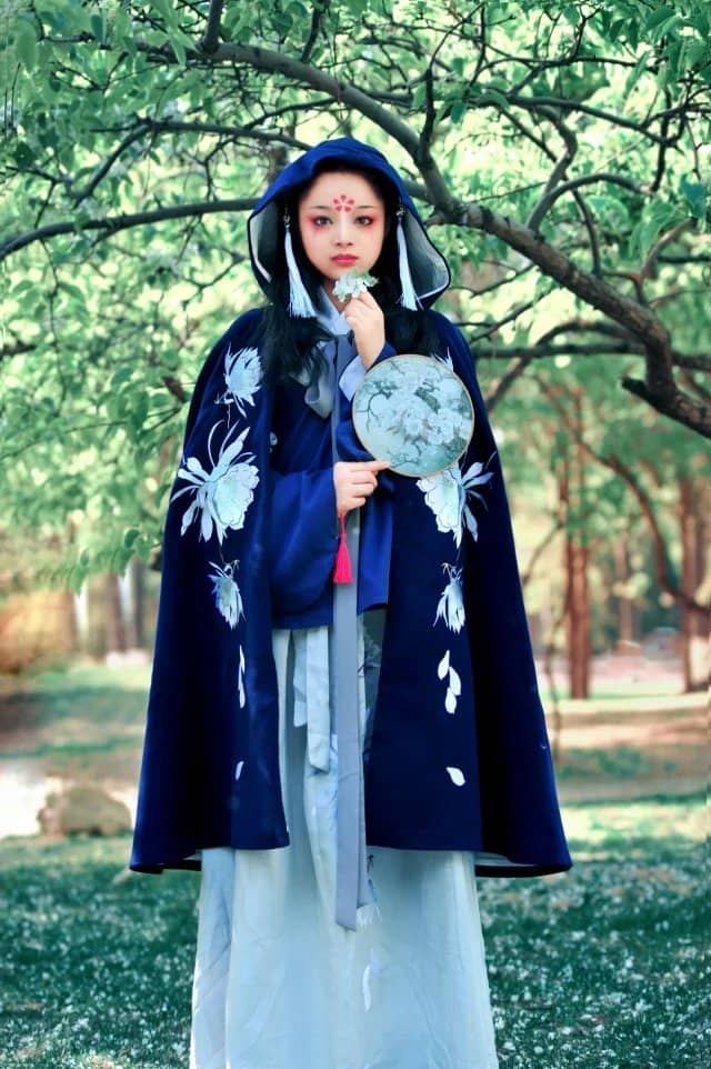 【上海零域】昙花拟人 汉服版-萌图百科