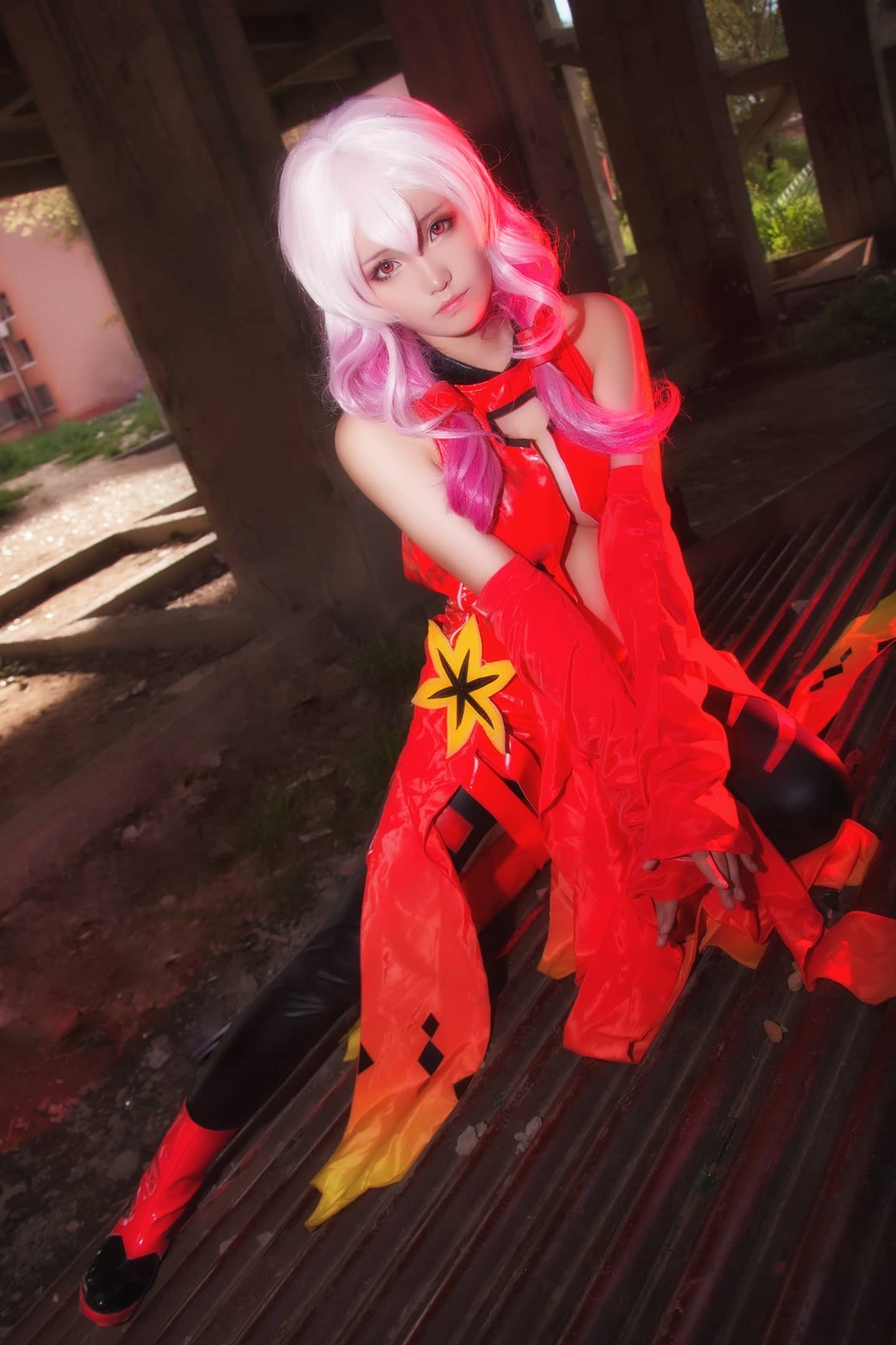 罪恶王冠楪祈cosplay，即使世界背叛你 我也会在你身边-萌图百科