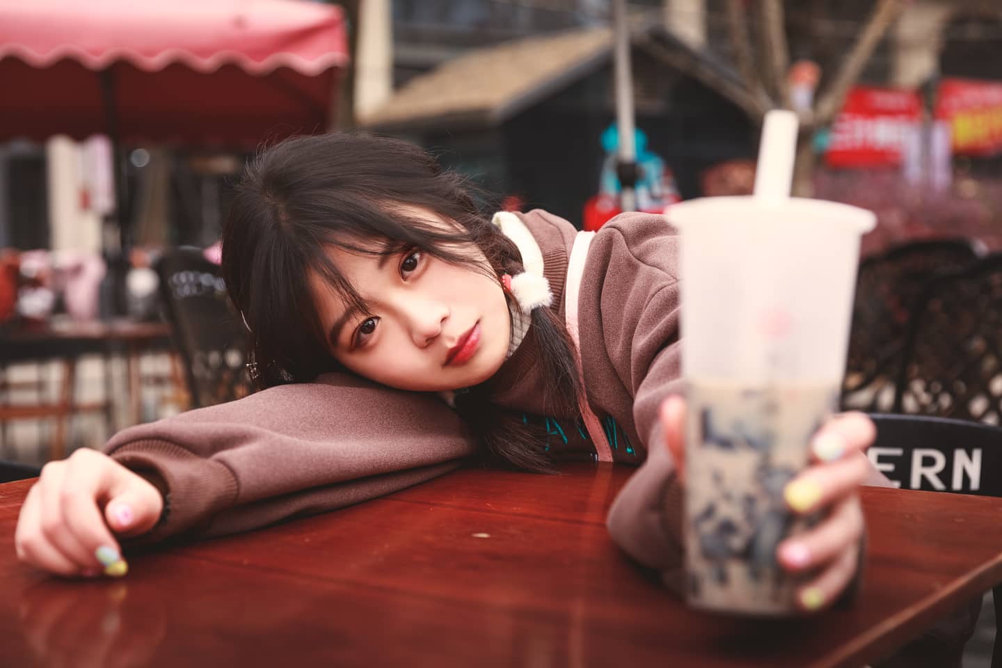 冬日少女街拍-萌图百科