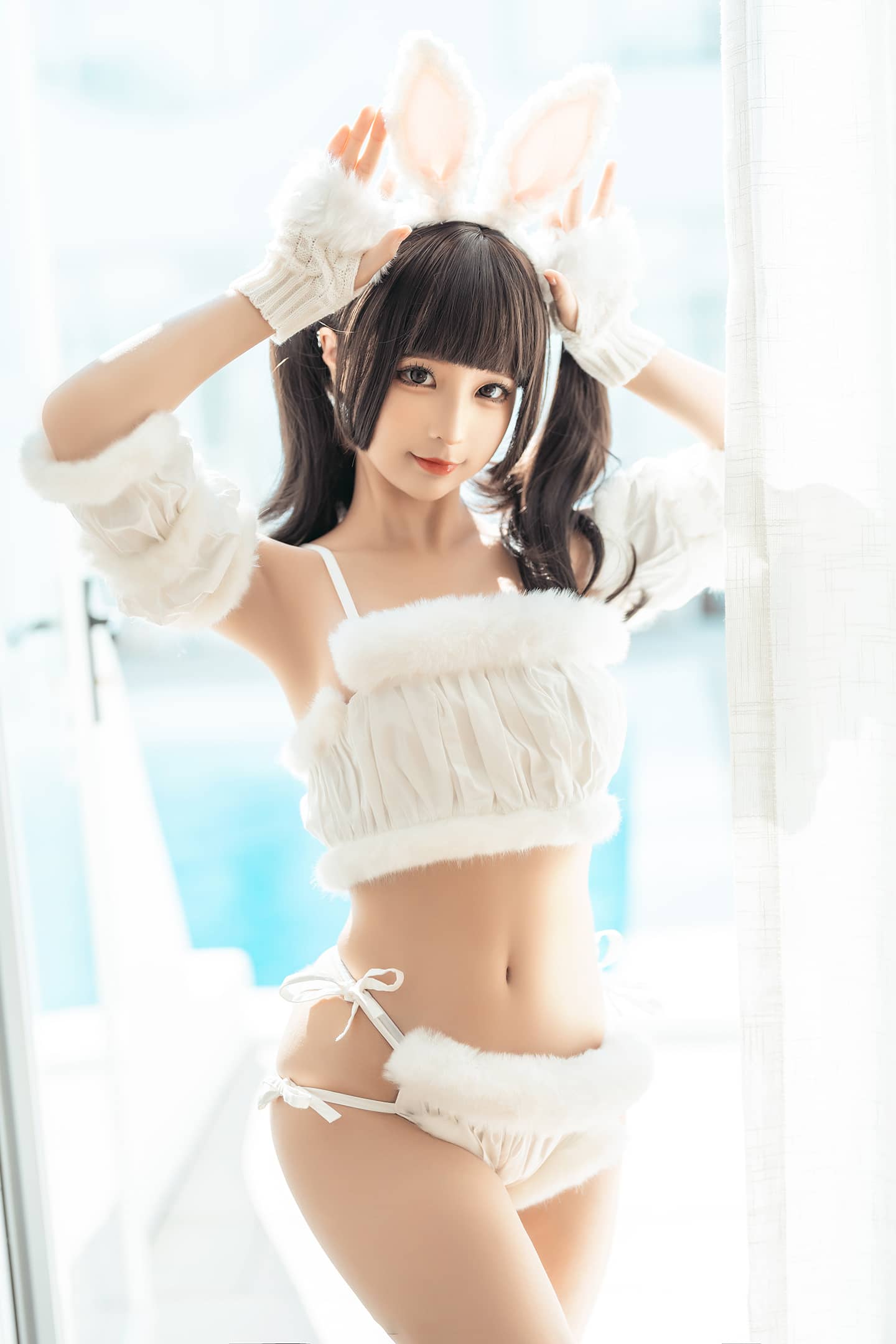 《绵绵兔》少女写真-萌图百科